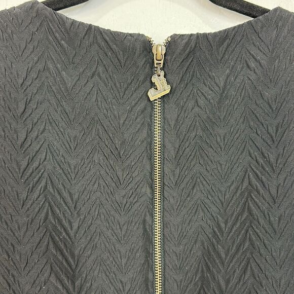 Desigual by Christian Lacroix Sleeveless Textured Black Dress Size 6 - Picture 5 of 13